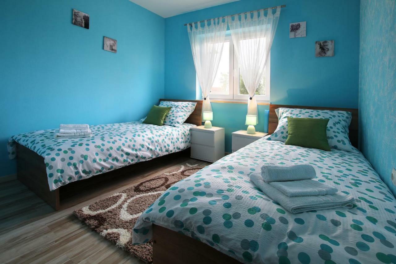 PUY Apartment Valmas מראה חיצוני תמונה