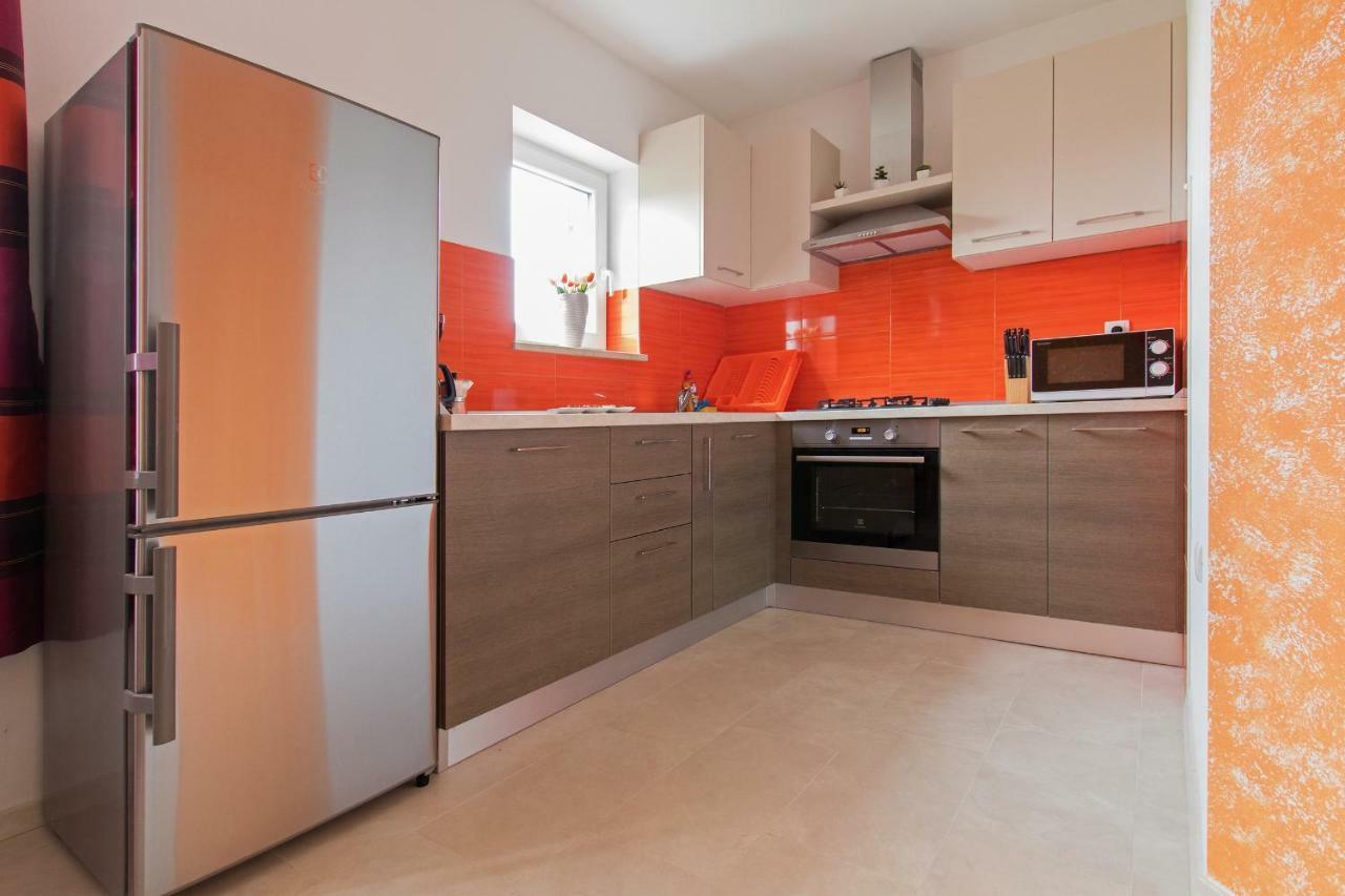 PUY Apartment Valmas מראה חיצוני תמונה