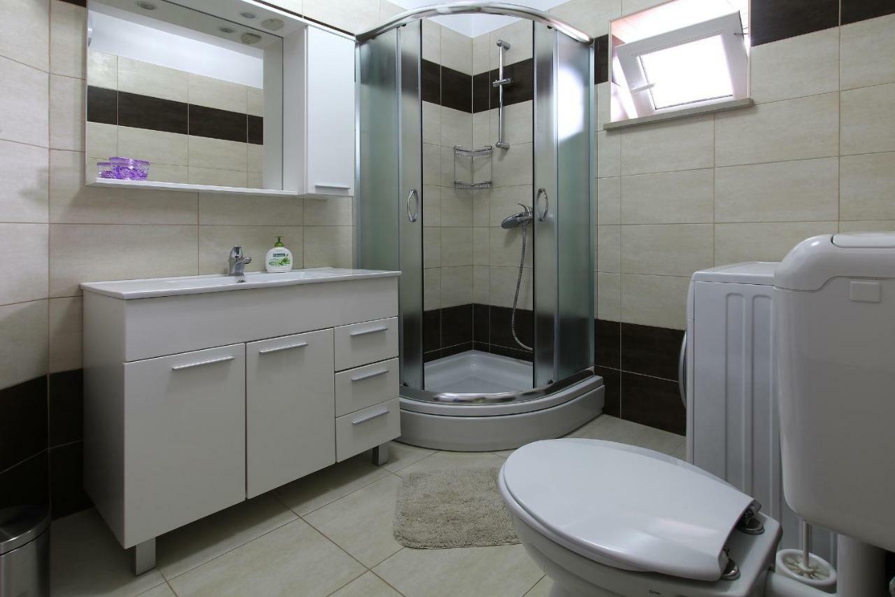 PUY Apartment Valmas מראה חיצוני תמונה